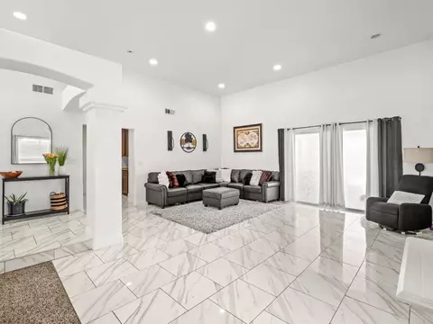 Living - 1012 Fedora Ave, Clovis, CA 93612 photo 3 of 5