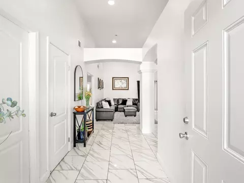 Entry Way - 1012 Fedora Ave, Clovis, CA 93612 photo 1 of 4