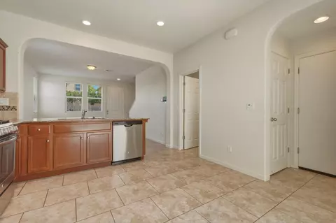 Entry Way - 3714 Connected Pl, Clovis, CA 93619 photo 1 of 6