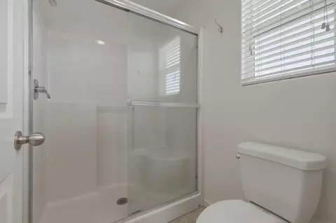 Bath - 3714 Connected Pl, Clovis, CA 93619 photo 5 of 5