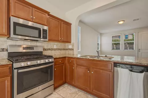 Kitchen - 3714 Connected Pl, Clovis, CA 93619 photo 4 of 4