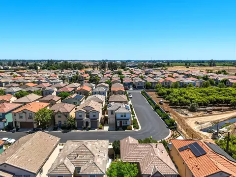 3714 Connected Pl, Clovis, CA 93619