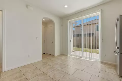 Entry Way - 3714 Connected Pl, Clovis, CA 93619 photo 2 of 6