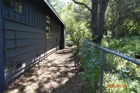 Exterior - 54016 Road 200, North Fork, CA 93643 photo 5 of 12