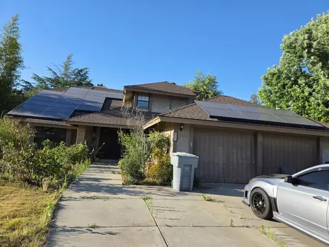 467 W Tenaya Ave, Clovis, CA 93612