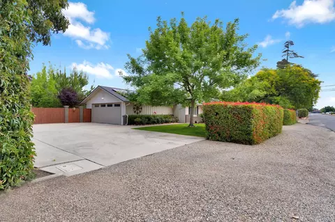 1337 E Rialto Ave, Fresno, CA 93704