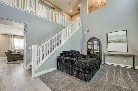 Entry Way - 11079 E Mitchell Peak Way, Clovis, CA 93619 photo 1 of 7