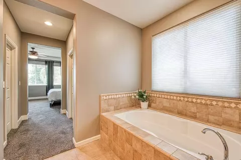 Entry Way - 11079 E Mitchell Peak Way, Clovis, CA 93619 photo 7 of 7