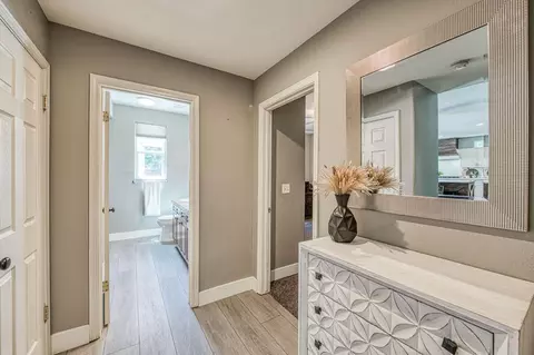 Entry Way - 11079 E Mitchell Peak Way, Clovis, CA 93619 photo 2 of 7