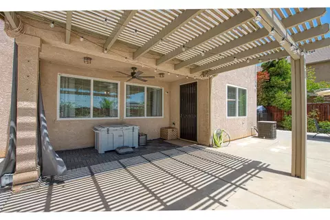 Exterior - 11079 E Mitchell Peak Way, Clovis, CA 93619 photo 10 of 10