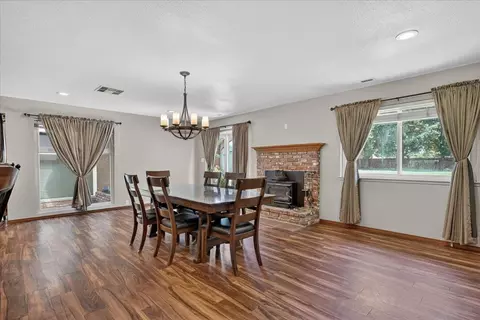 Dining - 1185 N Locan Ave, Clovis, CA 93619 photo 2 of 2