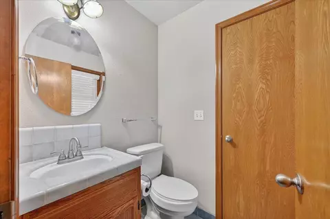 Bath - 1185 N Locan Ave, Clovis, CA 93619 photo 1 of 7