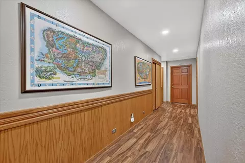 Entry Way - 1185 N Locan Ave, Clovis, CA 93619 photo 2 of 2