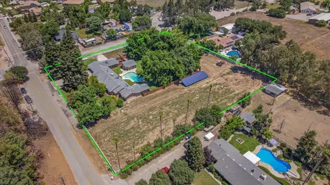 View/Area - 1185 N Locan Ave, Clovis, CA 93619 photo 2 of 3