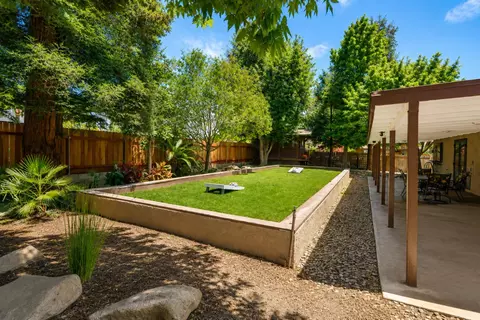 Exterior - 605 W Polson Ave, Clovis, CA 93612 photo 13 of 17