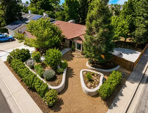 Exterior - 605 W Polson Ave, Clovis, CA 93612 photo 17 of 17