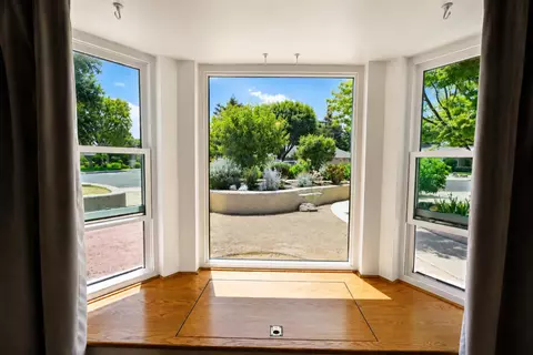 Entry Way - 605 W Polson Ave, Clovis, CA 93612 photo 1 of 1