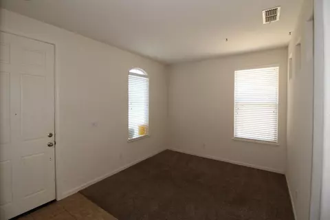 Living - 1014 Mango, Madera, CA 93637 photo 2 of 5