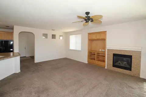 Living - 1014 Mango, Madera, CA 93637 photo 4 of 5