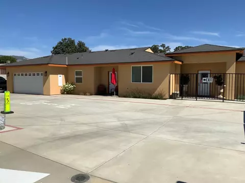 Exterior - 30455 Auberry Rd, Prather, CA 93651 photo 1 of 4