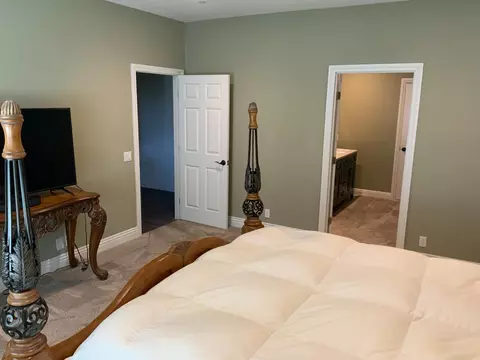 Bedroom - 30455 Auberry Rd, Prather, CA 93651 photo 2 of 2
