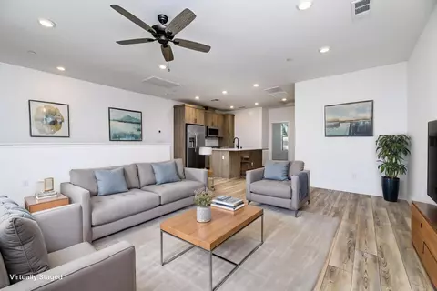 Living - 484 W Balsam Ln, Clovis, CA 93611 photo 2 of 2