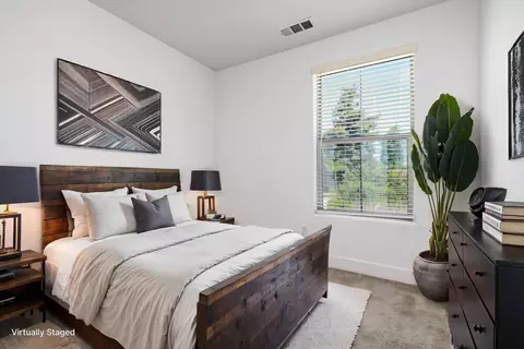 Bedroom - 484 W Balsam Ln, Clovis, CA 93611 photo 1 of 3