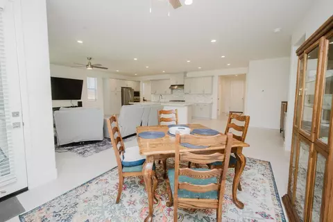 Dining - 4285 Monarch Pl, Madera, CA 93636 photo 3 of 3