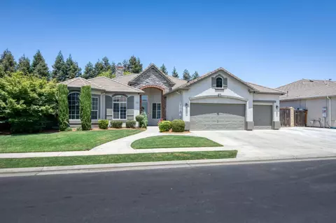 2663 Quincy Ave, Clovis, CA 93619