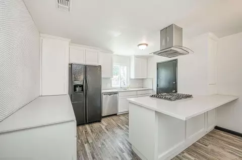 Kitchen - 1545 Sunnyside Ave, Clovis, CA 93611 photo 1 of 4