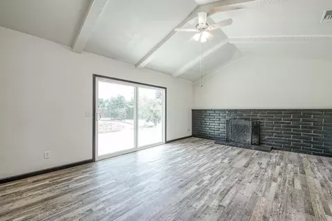 Living - 1545 Sunnyside Ave, Clovis, CA 93611 photo 1 of 3
