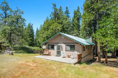 42488 Rock Ledge Rd, Shaver Lake, CA 93664
