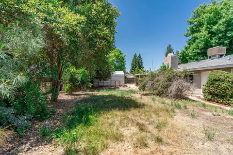 Exterior - 36358 Orange Grove Ave, Madera, CA 93636 photo 8 of 10
