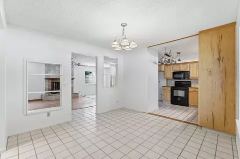 Dining - 36358 Orange Grove Ave, Madera, CA 93636 photo 1 of 1