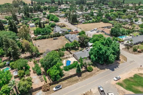 View/Area - 36358 Orange Grove Ave, Madera, CA 93636 photo 4 of 7