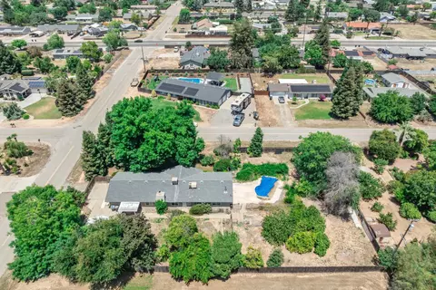 View/Area - 36358 Orange Grove Ave, Madera, CA 93636 photo 6 of 7
