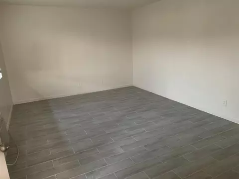 Living - 446 N Maple Ave, Fresno, CA 93702 photo 2 of 7