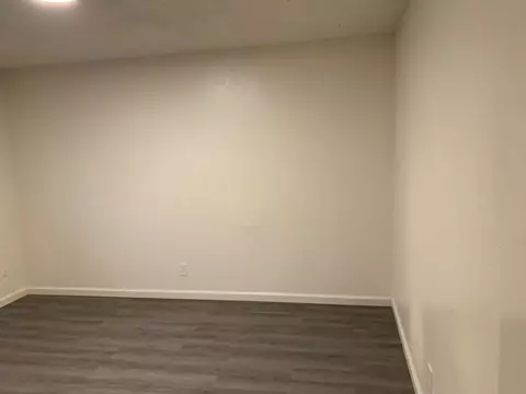Living - 446 N Maple Ave, Fresno, CA 93702 photo 1 of 7