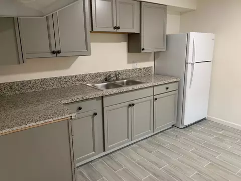 Kitchen - 446 N Maple Ave, Fresno, CA 93702 photo 1 of 4