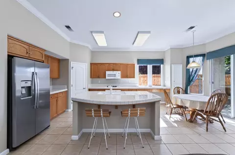 Kitchen - 2644 Bellaire Ave, Clovis, CA 93611 photo 1 of 4
