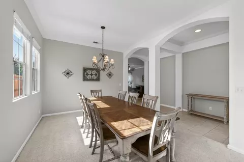 Dining - 2644 Bellaire Ave, Clovis, CA 93611 photo 4 of 4