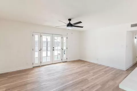 Living - 974 W Fairmont, Clovis, CA 93612 photo 1 of 3