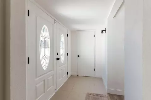 Entry Way - 974 W Fairmont, Clovis, CA 93612 photo 2 of 2
