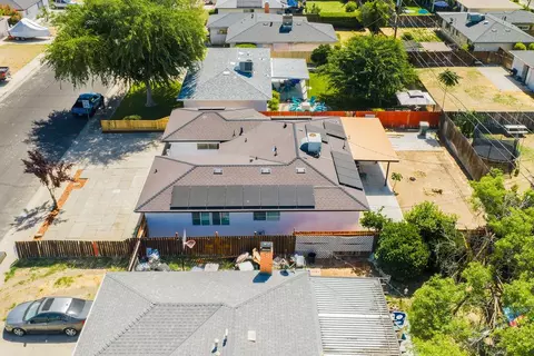 View/Area - 974 W Fairmont, Clovis, CA 93612 photo 3 of 7