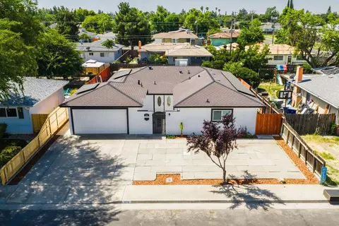 View/Area - 974 W Fairmont, Clovis, CA 93612 photo 7 of 7