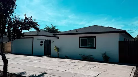 974 W Fairmont, Clovis, CA 93612