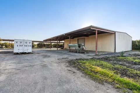 Exterior - 14721 E Tulare Ave, Sanger, CA 93657 photo 9 of 9