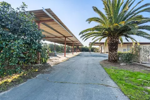 Exterior - 14721 E Tulare Ave, Sanger, CA 93657 photo 6 of 9