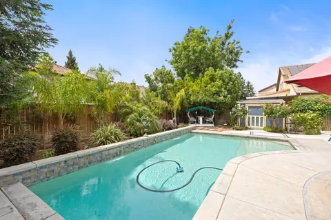 1812 N Graybark Ave, Clovis, CA 93619 photo 40