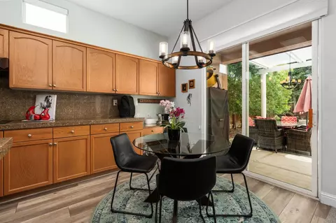 1812 N Graybark Ave, Clovis, CA 93619 photo 12